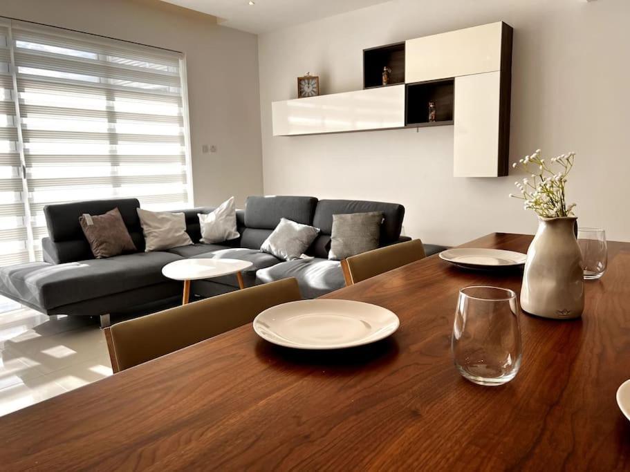 Viewline Seaview Modern 3 Bedroom Apartment 马尔萨什洛克 外观 照片